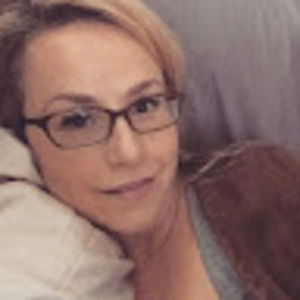 Meet your Posher, April lynn